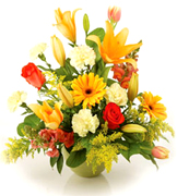 Easter arrangement with roses and spring flowers for your HAPPY EASTER in the USA and Canada... Flowers and roses of Art Flowers Miami...